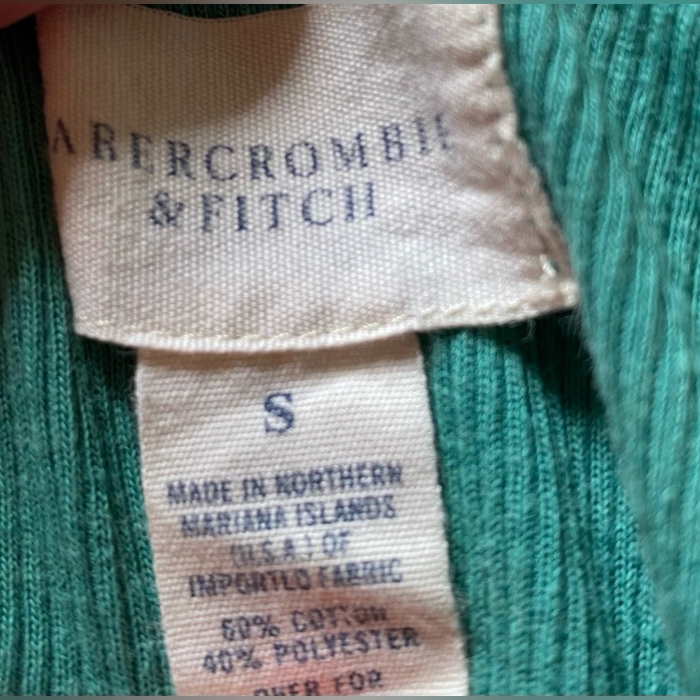 Y2k teal green Abercrombie short sleeve v neck - Picture 5 of 13